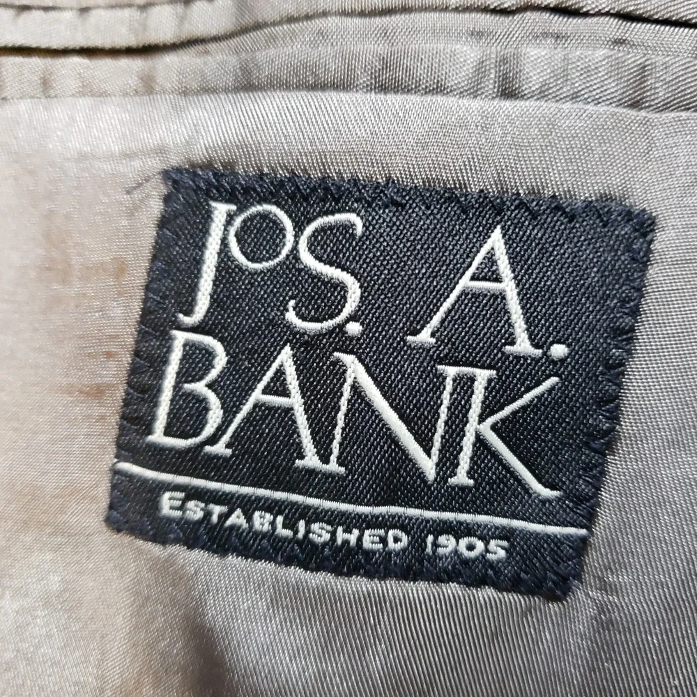 Jos. A Bank 2 Piece Suit Mens 43R 34X28 Gray 2 Button SV Wool Cashmere